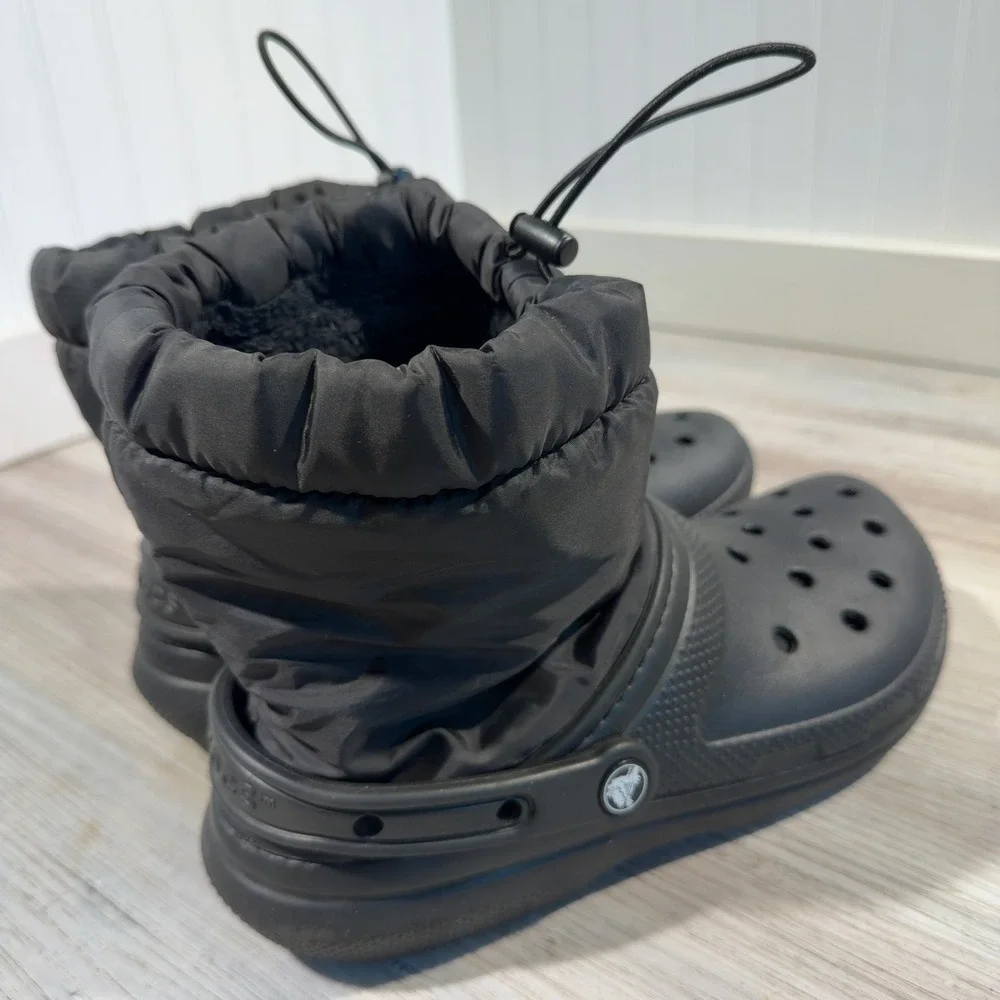 Crocs Black Neo Puff Boots Unisex Men's 8 / Women's 10 Model 206630 Faux Fur